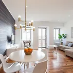Sao Bento Blue One-bedroom - By Lu Holidays Apartment *