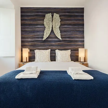 Sao Bento Blue One-bedroom - By Lu Holidays *