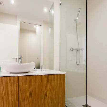 Sao Bento Blue One-bedroom - By Lu Holidays Lissabon